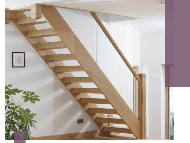 Изготовление деревянных лестниц под ключ в Климовске для дома