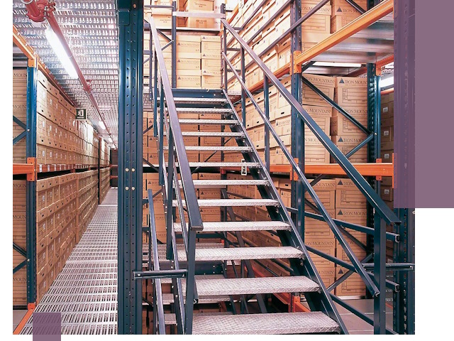 Лестницы складские прочные и безопасные под ключ в Климовске