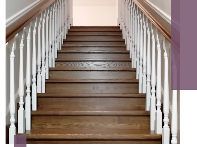 Лестницы из ясеня на заказ в Климовске — изготовление и монтаж