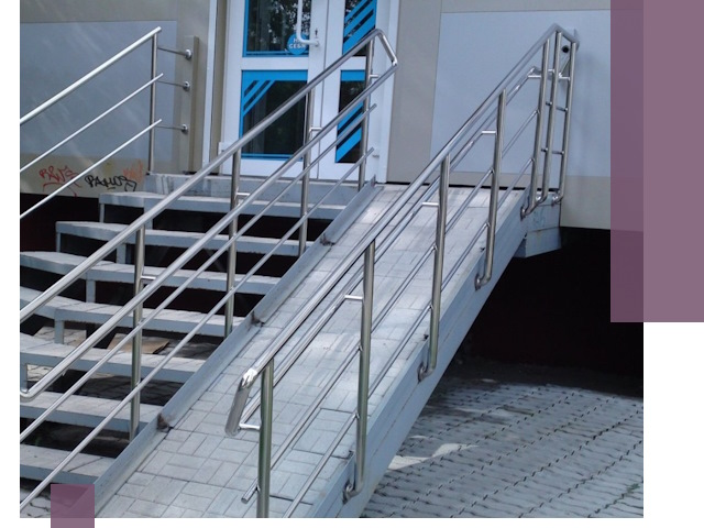 Пандус на крыльцо под ключ в Климовске: монтаж и изготовление