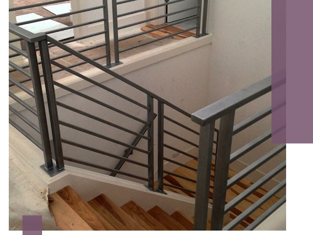 Изготовление поручней из металла и дерева в Климовске