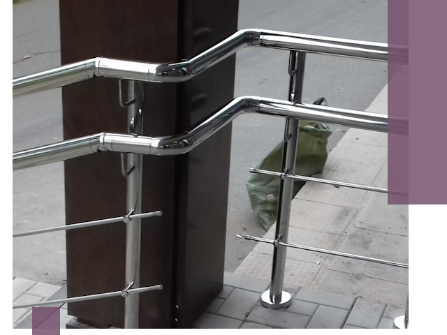 Монтаж поручней из нержавеющей стали в Климовске качественно и быстро